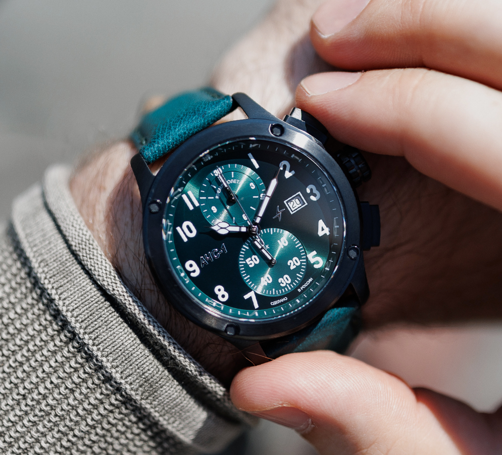 AChS-1 3520.D 44 mm quartz chronograph green matt