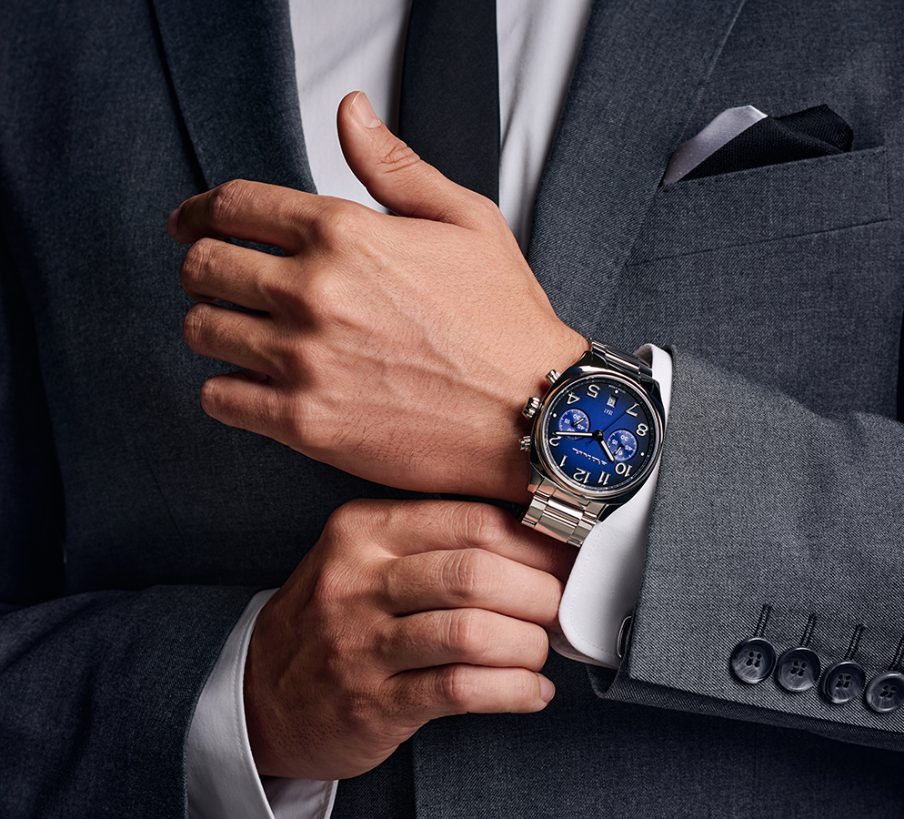 Evolution 6S21 42 mm quartz chronograph