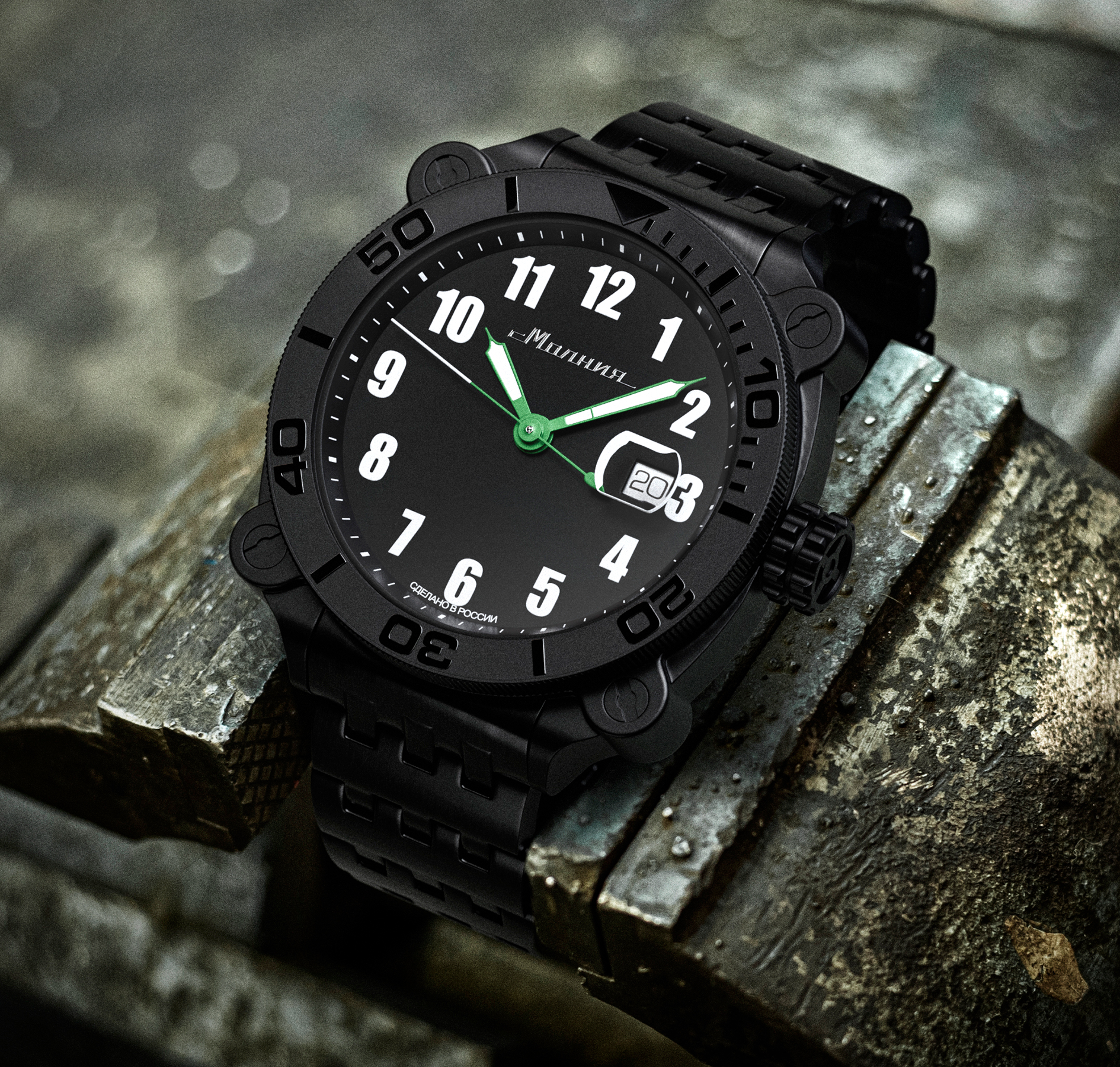 Tank 8215, 42 mm, automatic winding