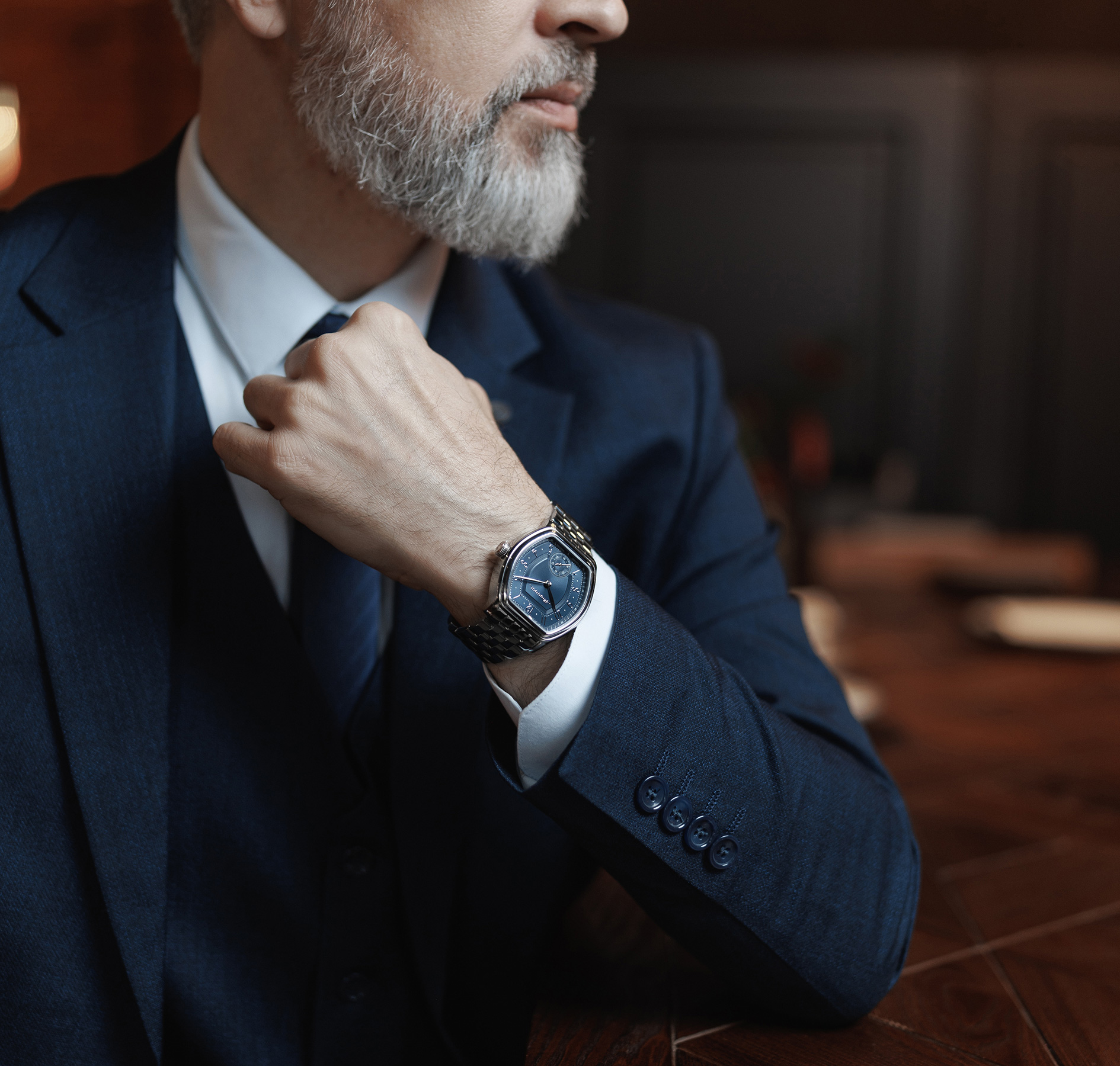 Prestige TCB 3603S 42 mm manual winding