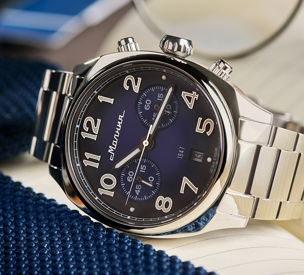 Evolution 6S21 42 mm quartz chronograph