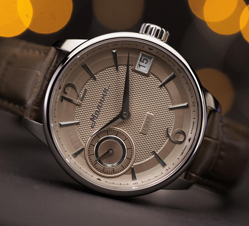 Amuleto TCB 3605 42 mm cuerda manual