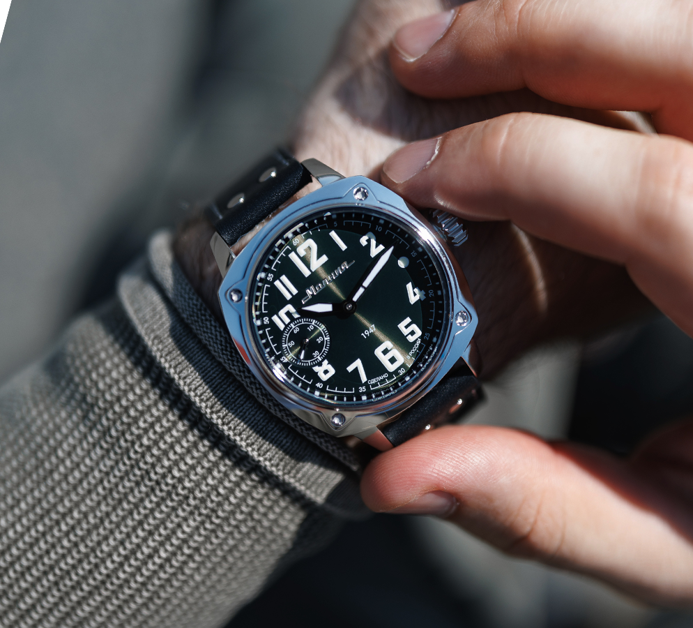 Berkut TCB 3603 42 mm manual winding