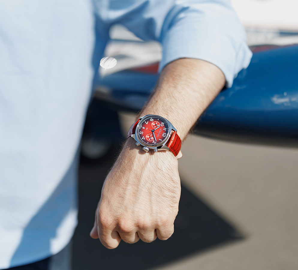 Evolution 6S21 42 mm quartz chronograph