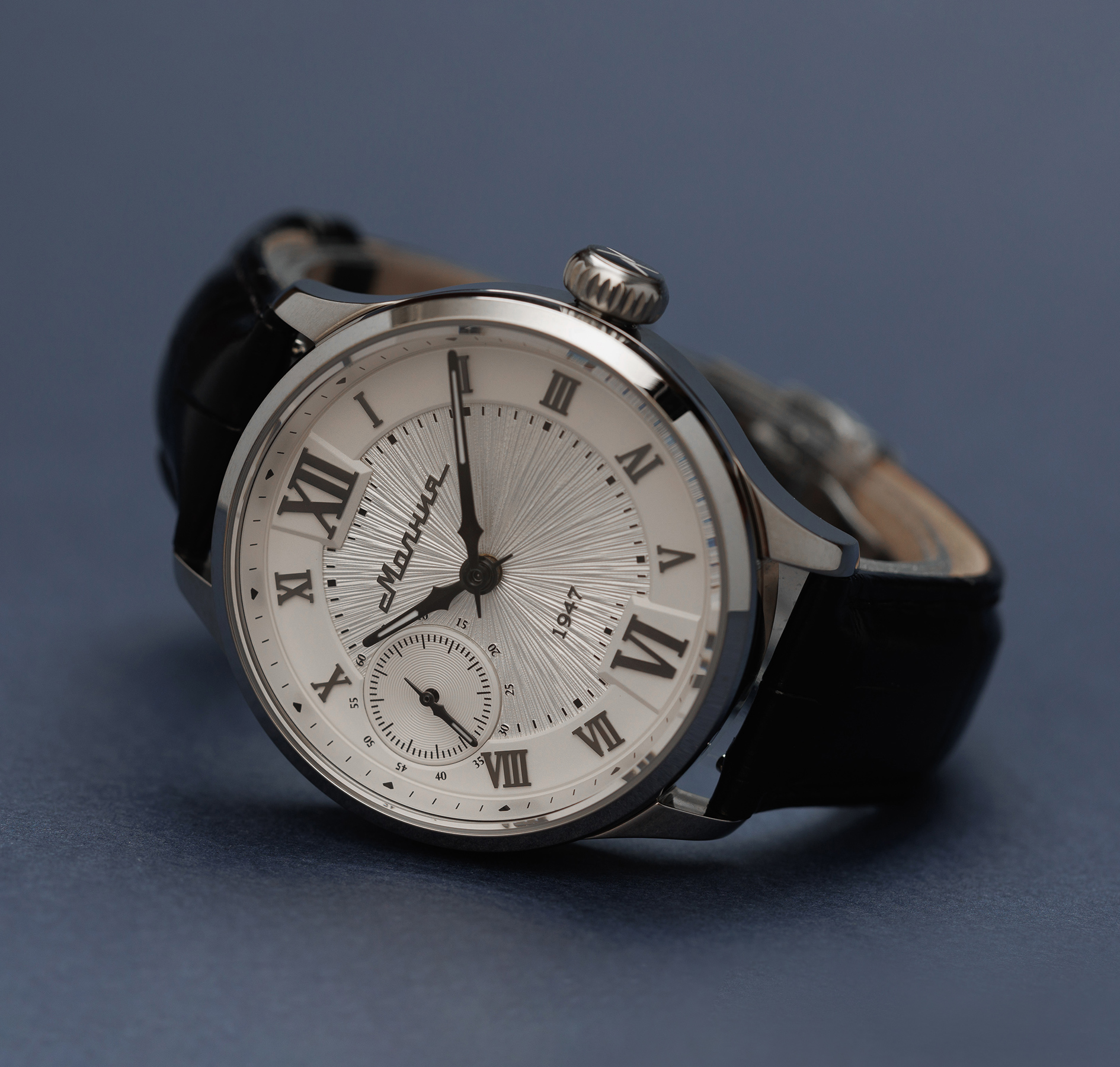 Akinak TCB 3603 41 mm manual winding