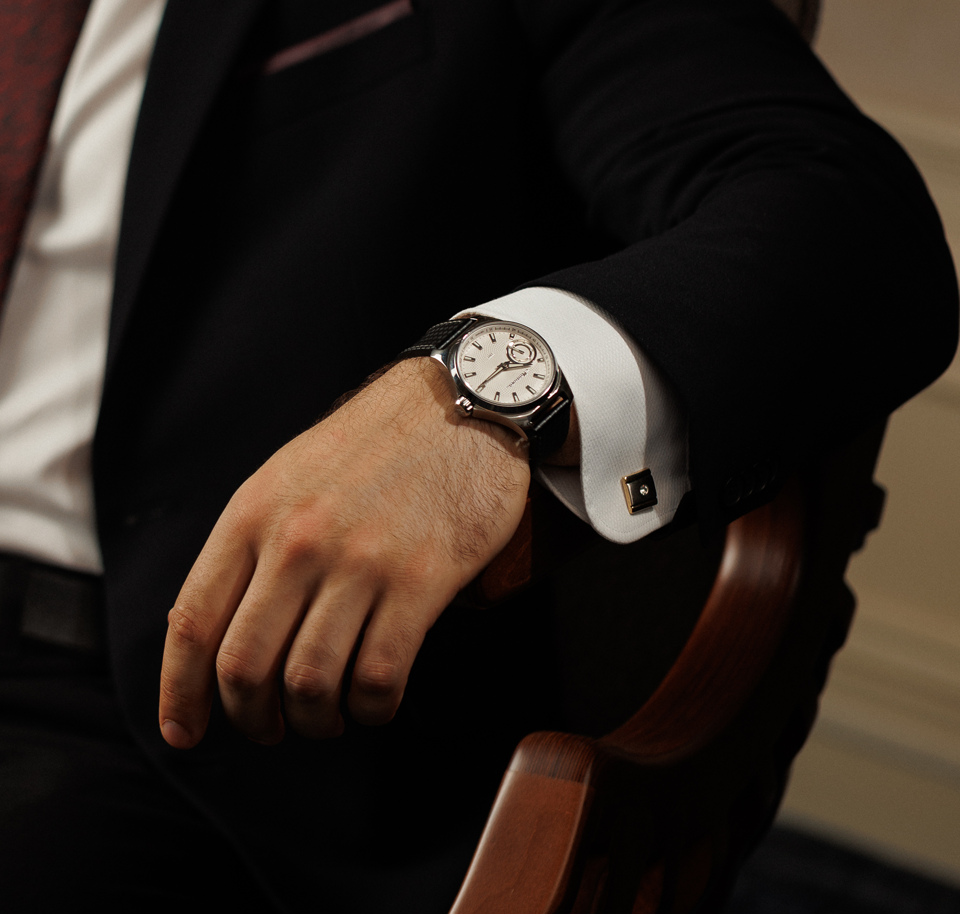 Grand TCB 3603 42 mm manual winding